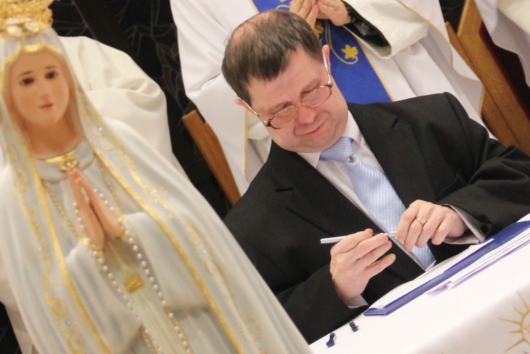 Cisi Pracownicy Krzyża odnawiają śluby