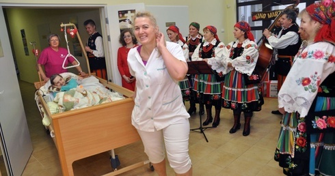Wyrwać się z łóżka, pozostając w nim
