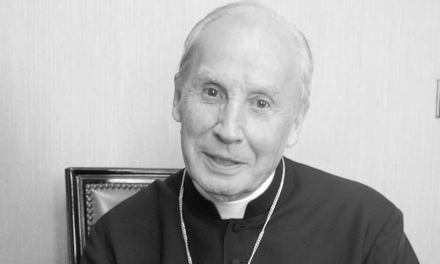 Zmarł prałat Opus Dei bp Javier Echevarria