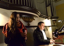 Koncert organowy z okazji 35. rocznicy strajku dał Robert Grudzień. Śpiew Katarzyna Szary, sopran