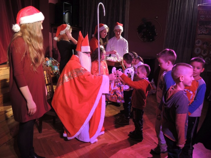 Na spotkanie z Mikołajem najbardziej czekały dzieci podopiecznych Towarzystwa Pomocy im. św. Brata Alberta
