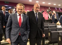 Tusk apeluje do polskich władz