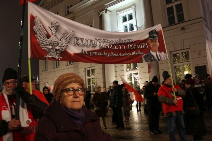 Manifestację zorganizowały kluby "Gazety Polskiej".