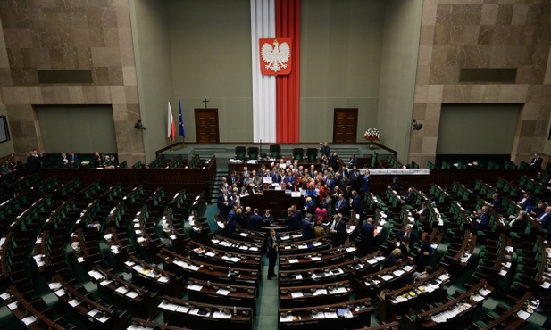 Będzie gorąco czy rozejdzie się po kościach?
