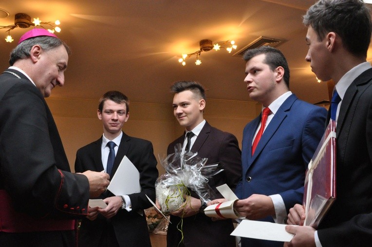 Świeccy u biskupa z kolędą
