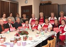 ▲	Seniorzy z Grodziszcza otrzymali 150 Gminnych Kopert Życia.