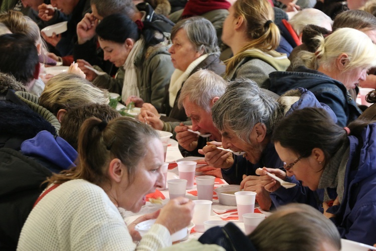 Wigilia dla potrzebujących w Fundacji Antoni 