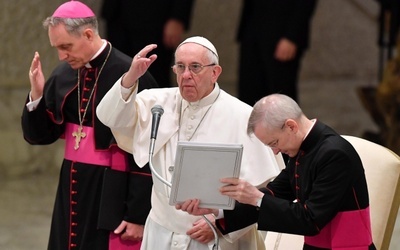 Franciszek: Reforma Kurii Rzymskiej to nie lifting, makijaż czy sztuczka