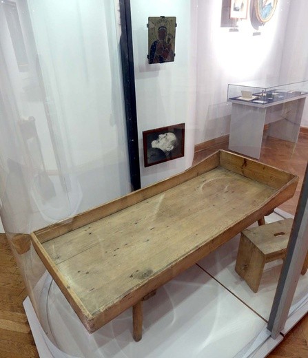 Wystawa malarstwa Adama Chmielowskiego - św. Brata Alberta - 3