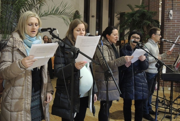 Akatyst ku czci Matki Bożej ze wspólnotą SECiM 