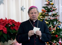 Ordynariusz radomski pragnie przełamać się opłatkiem i złożyć życzenia każdemu z diecezjan