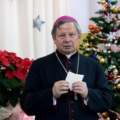 Ordynariusz radomski pragnie przełamać się opłatkiem i złożyć życzenia każdemu z diecezjan