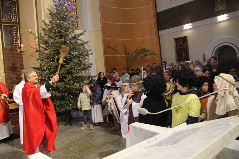 Rozesłanie kolędników misyjnych w Mościcach