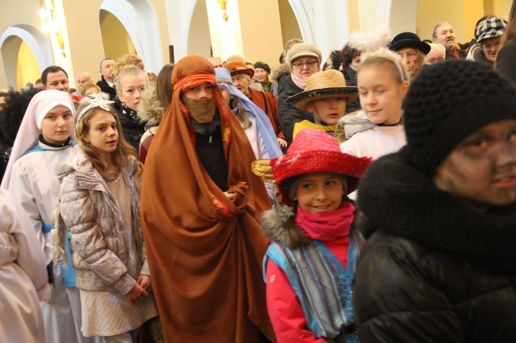 Rozesłanie kolędników misyjnych w Mościcach