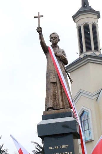 Pomnik ks. Popiełuszki w Mielcu