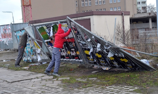 Wichury nad Polską. Ponad tysiąc interwencji strażaków