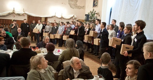 Z ubogimi, a nie dla ubogich