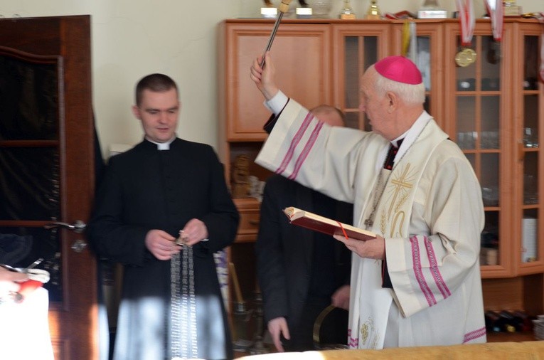 Kolęda w mieszkaniu biskupa