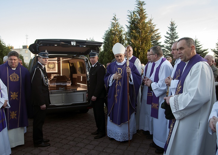 Pożegnanie ks. Jana Szałacha