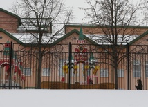 Rosyjski MSZ dementuje, jakoby zamknięto anglo-amerykańską szkołę