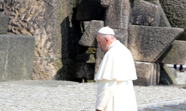 Ks. Spadaro: wielka pogoda ducha Papieża porusza mnie najbardziej