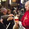 W czasie liturgii kilkadziesiąt osób miało okazję złożyć przyrzeczenie Duchowej Adopcji Dziecka Poczętego.