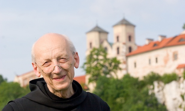 Módl się i pracuj