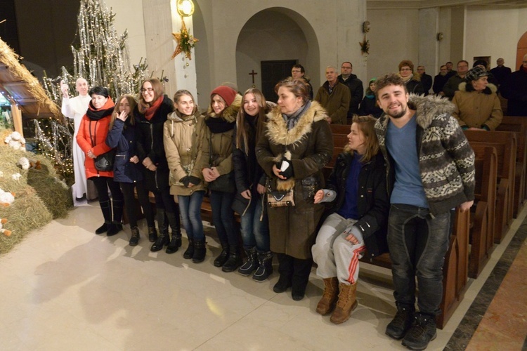 Młodzi z Mariupola uczestniczyli we Mszy św. w kościele MB Częstochowskiej