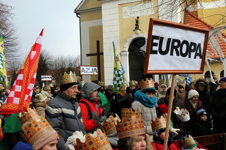 Orszak Trzech Króli w Brzegu Dolnym