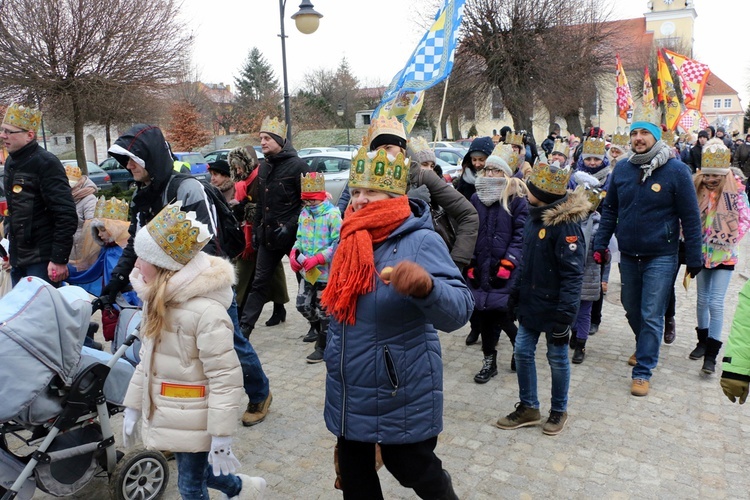 Orszak Trzech Króli w Brzegu Dolnym