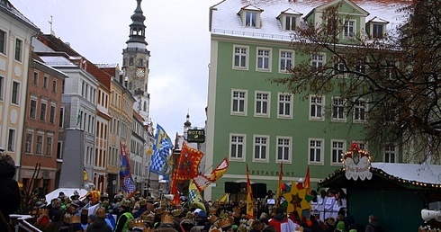 Wielbłądy na Moście Staromiejskim
