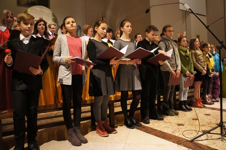 Koncert kolęd w kościele garnizonowym w Skierniewicach