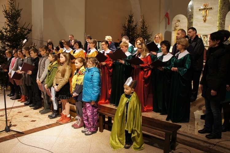 Koncert kolęd w kościele garnizonowym w Skierniewicach