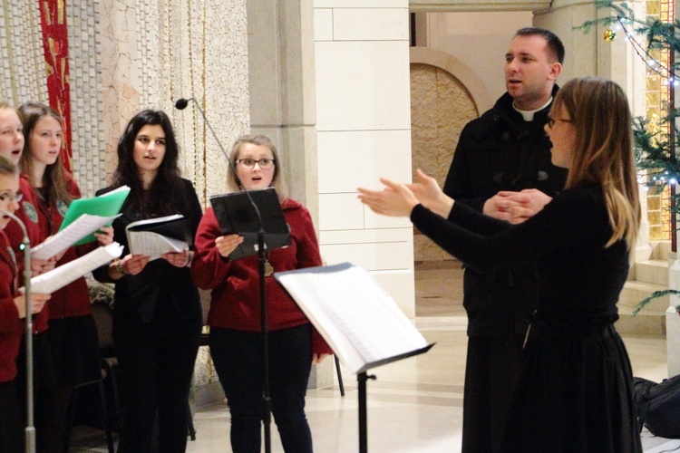 Opłatek Ruchu Światło-Życie, służby liturgicznej i nadzwyczajnych szafarzy 2017