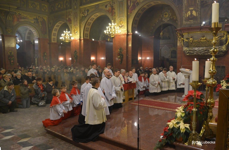 Rodzinne kolędowanie w Piekarach