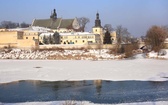 Zamarznięta Wisła w centrum Krakowa