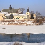 Zamarznięta Wisła w centrum Krakowa