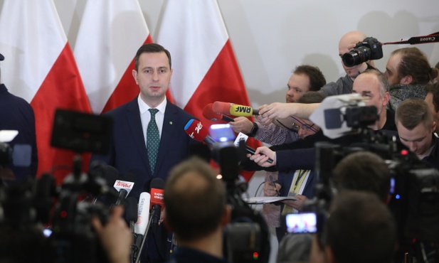 Godzina rozpoczęcia posiedzenia Sejmu - przesunięta 