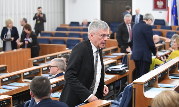 Budżet 2017 przyjęty przez Senat bez poprawek 