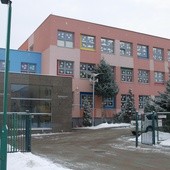 Katolickie Publiczne Liceum Ogólnokształcące im. Jana Pawła II będzie się mieścić w budynku, w którym dziś działa Gimnazjum nr 2