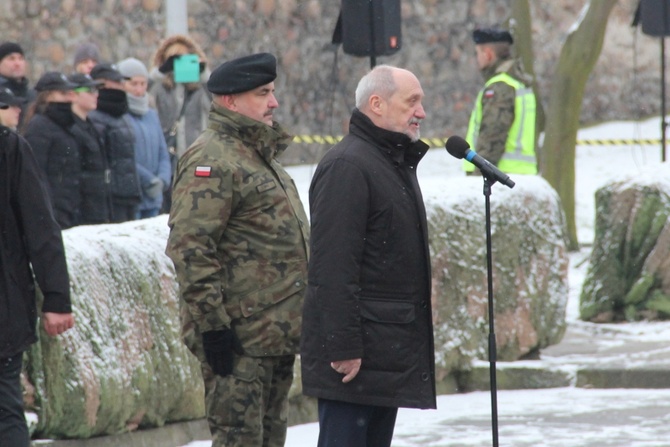 Powitanie żołnierzy amerykańskich w Żaganiu