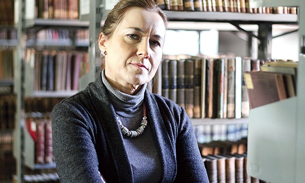 – To przykre, że w XXI w. nie brakuje na „chleb i igrzyska”, a trzeba zamknąć tak ważną książnicę – mówi dr Grażyna Szumlicka- -Rychlik.