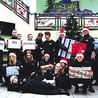 Przed świętami Bożego Narodzenia uczniowie II Liceum Ogólnokształcącego im. Stanisława Wyspiańskiego w Kwidzynie zorganizowali „Paczkę dla seniora”.