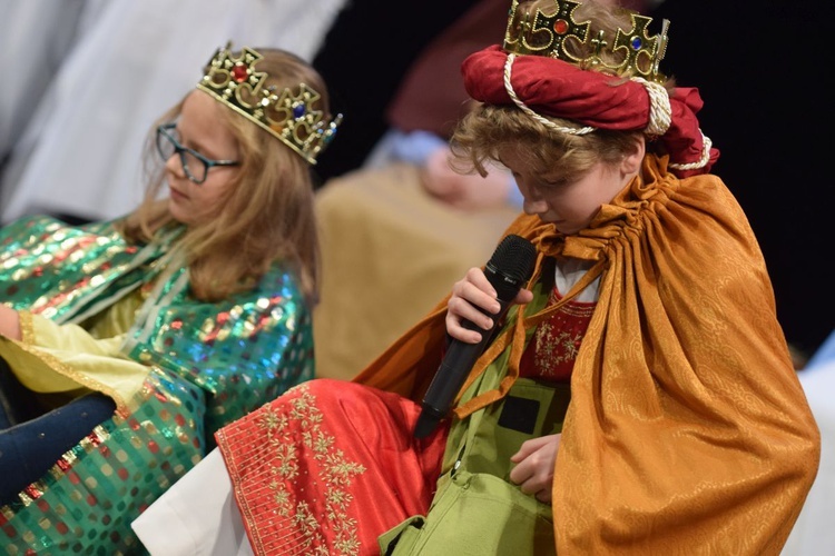 Świdnicki Przegląd Zespołów Kolędniczych: Niepubliczna Katolicka Szkoła Podstawowa Caritas Diecezji Świdnickiej w Wirach