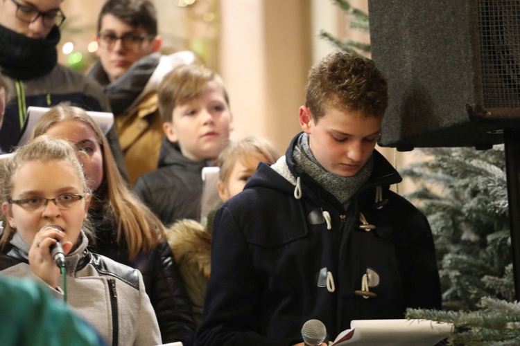 Kolędy w Wilamowicach - dla hospicjum