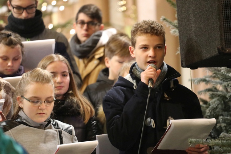 Kolędy w Wilamowicach - dla hospicjum