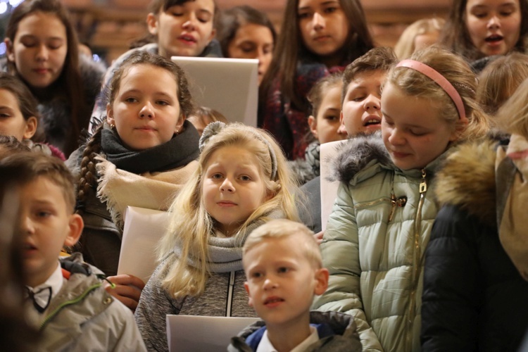 Kolędy w Wilamowicach - dla hospicjum