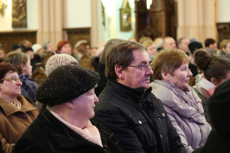 Kolędy w Wilamowicach - dla hospicjum