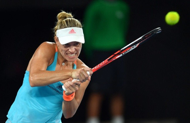 Australian Open - broniąca tytułu Kerber odpadła w 1/8 finału