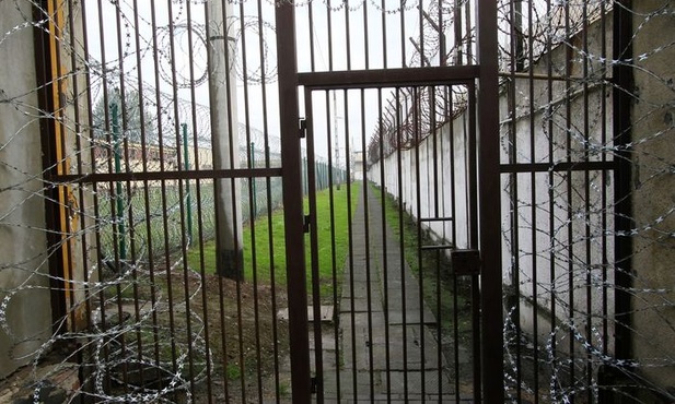 Papież napisał list do więźniów 